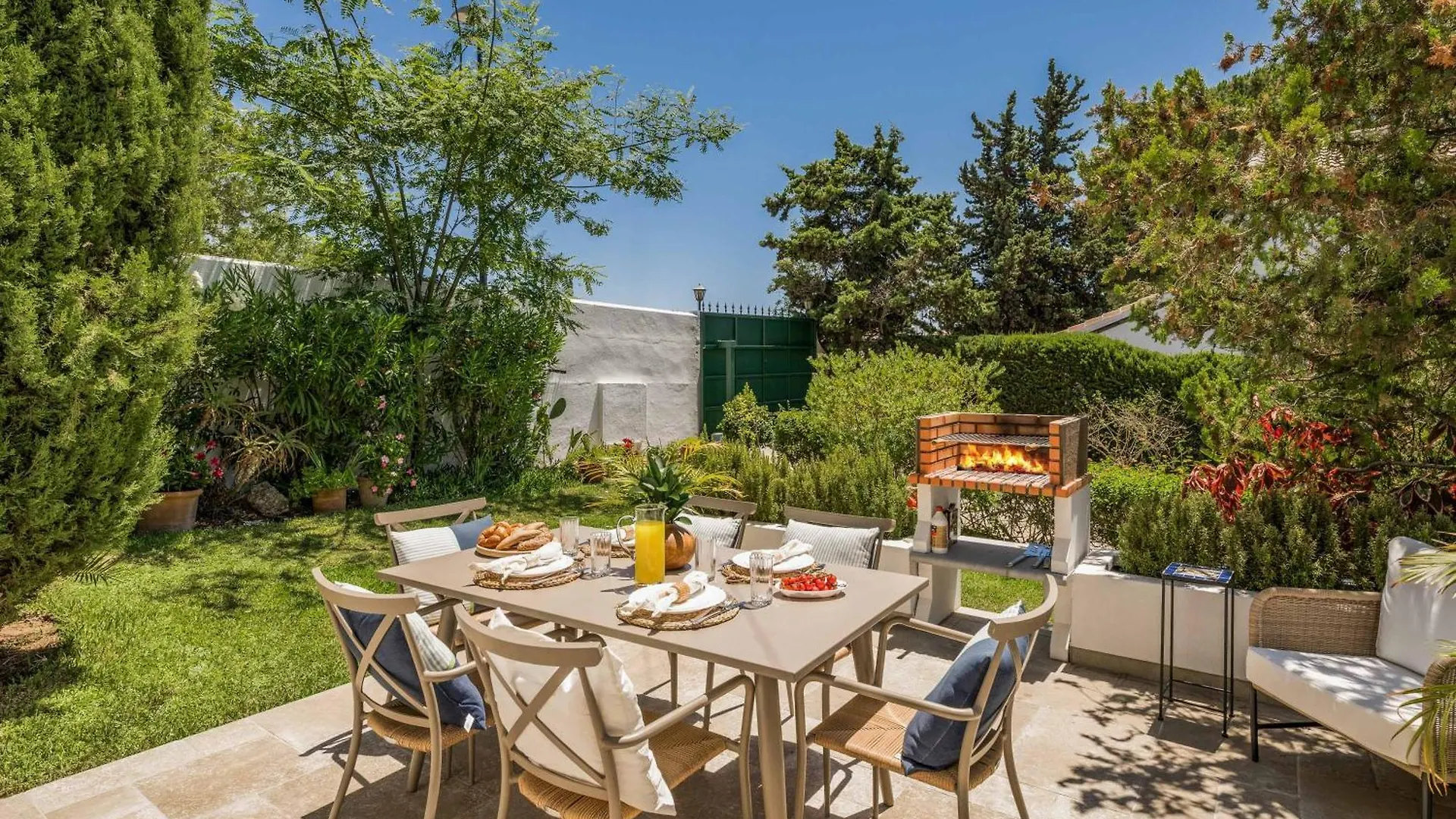 Casa Cumbre Villa Marbella 0*,  Spain